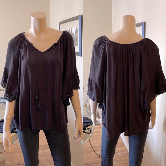 a.n.a Tops - A.N.A. Black Short Bell Sleeves Tassels Tie Front Closure. Size XL. D3/A